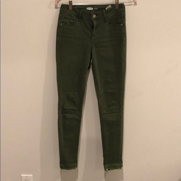 Old Navy Skinny Jean - Picture 1 of 4